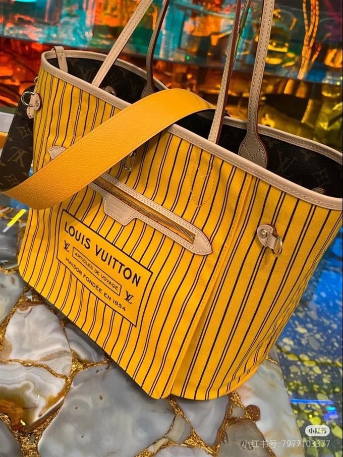 2025224M11947103833818