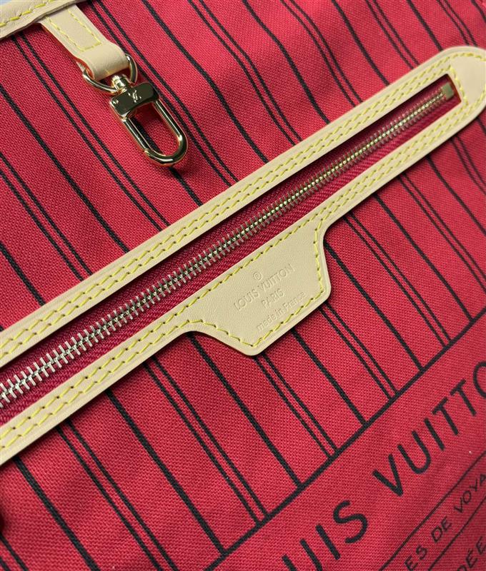 2025224M1209611512128