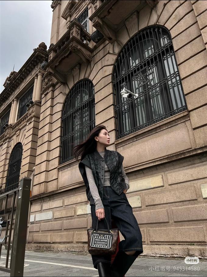 2025224M12099103831573