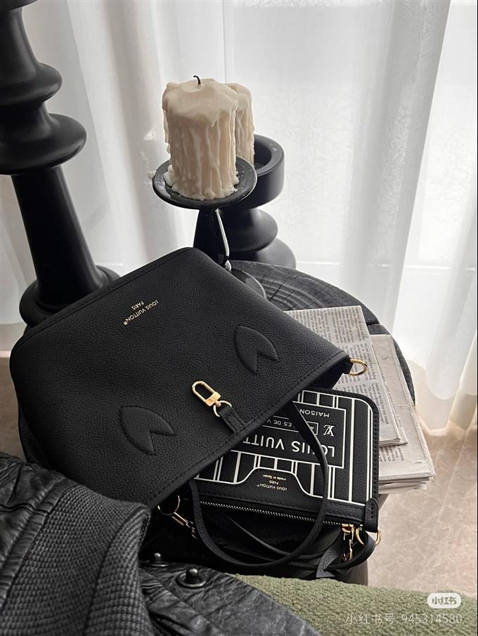 2025224M12099103831589