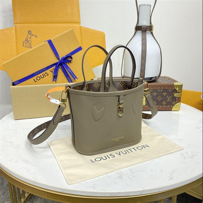 2025224M12106103827639