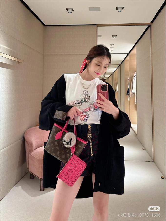 2025224M12106103832371