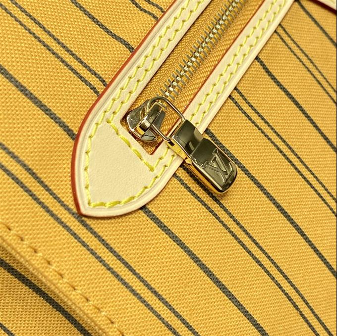 2025224M12257103828266