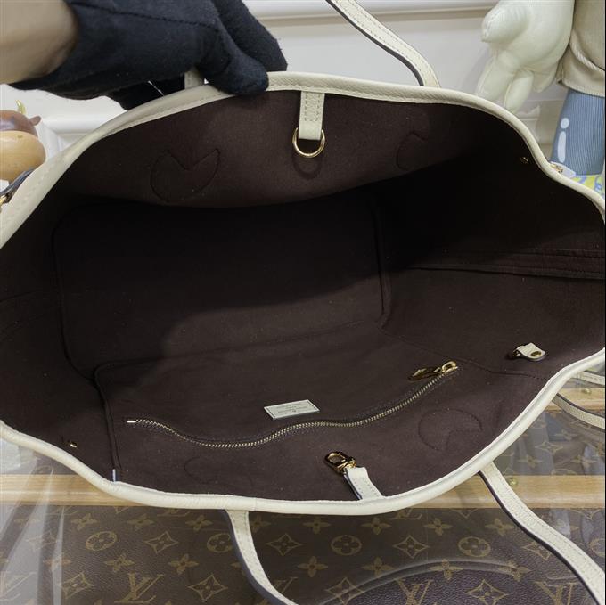 2025224M4568511516189