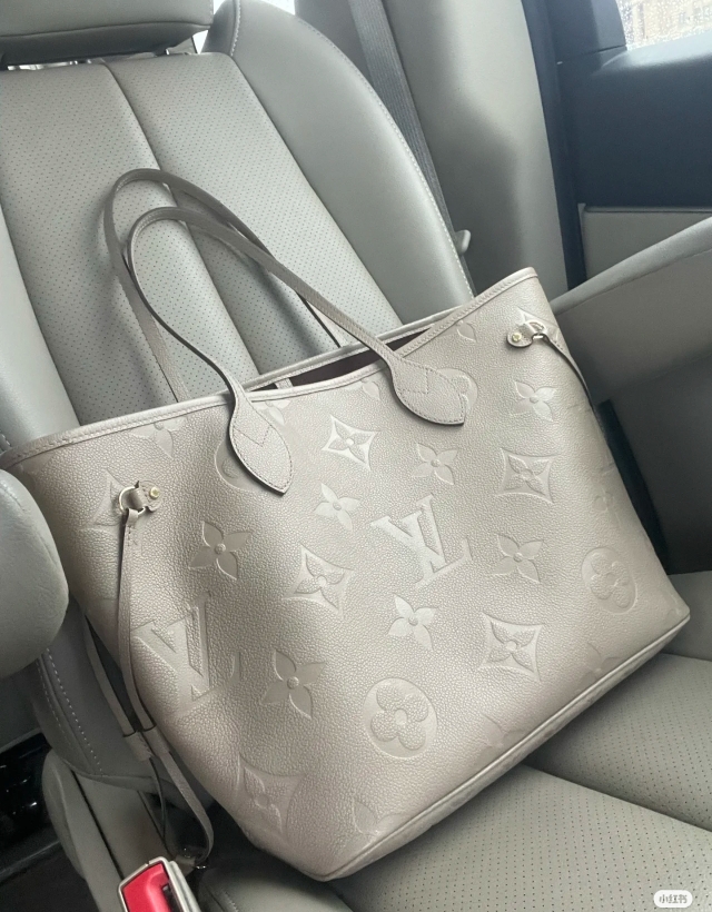 2025224M4568611518274