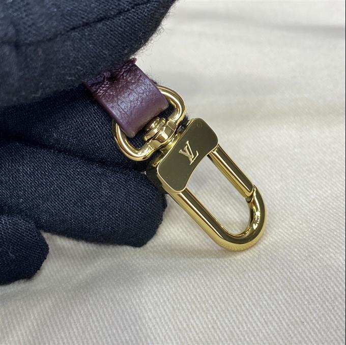 2025224M46599103826417