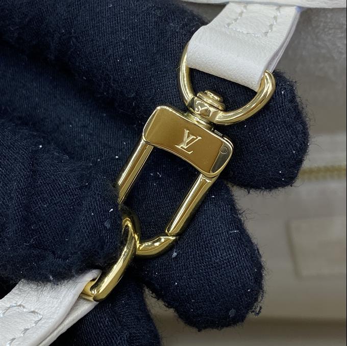 2025224M47080103827185