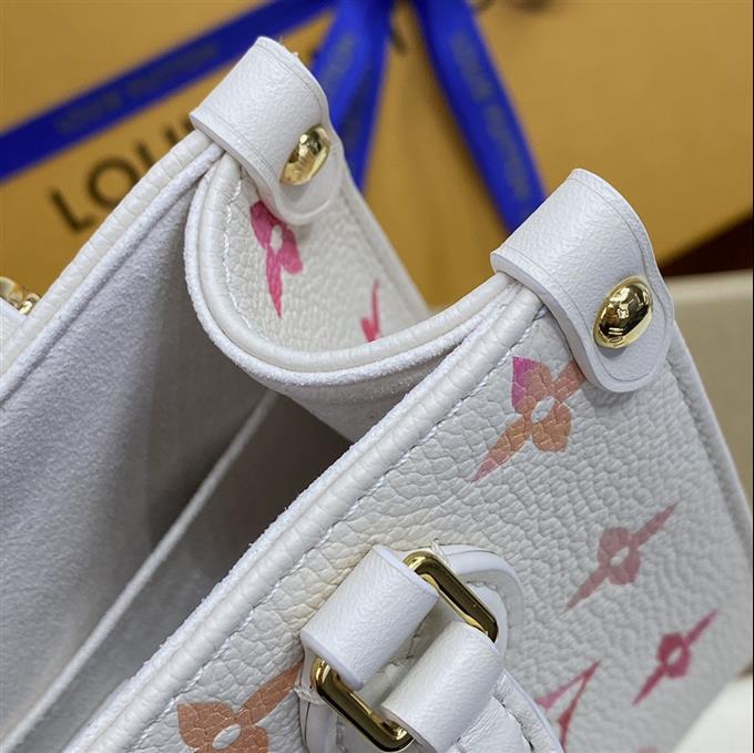 2025224M46993102553266