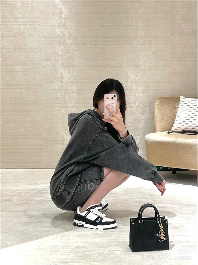 2025224M4699310262469