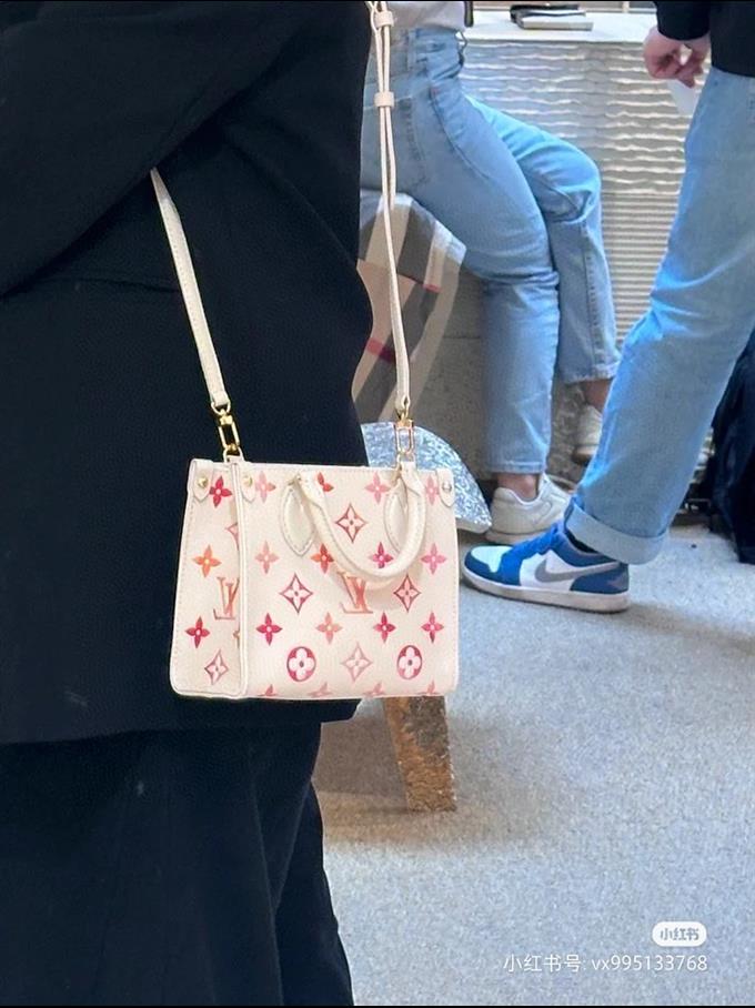 2025224M47115102558889