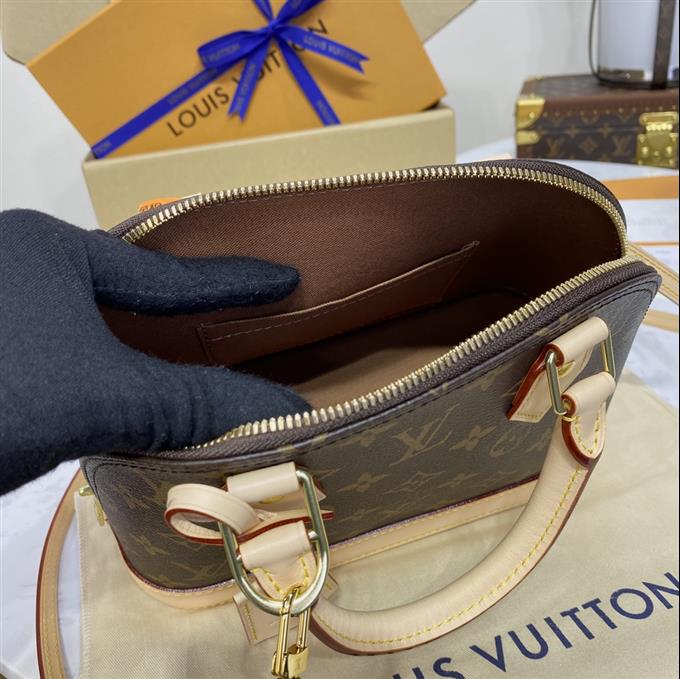 2025224M53152223656101