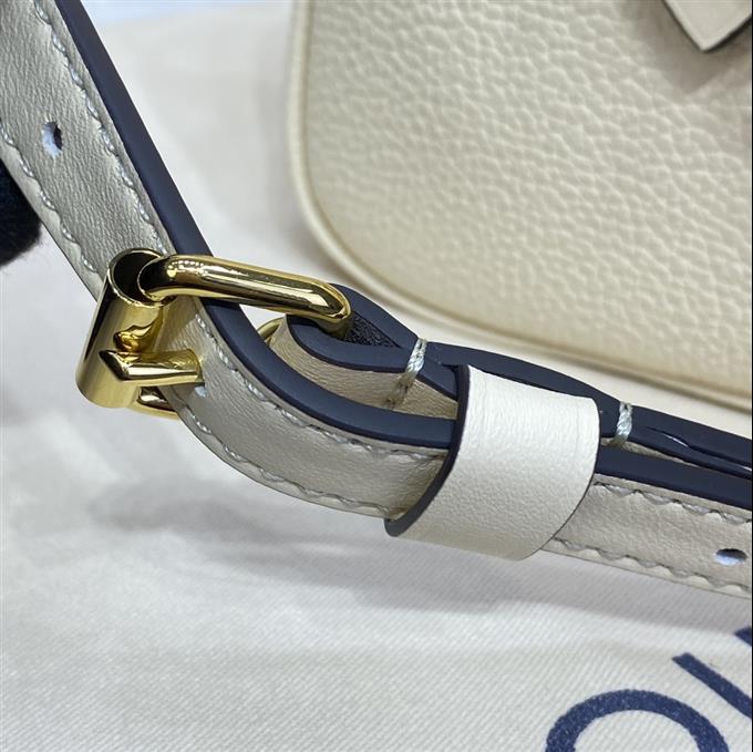 2025224M589542224976