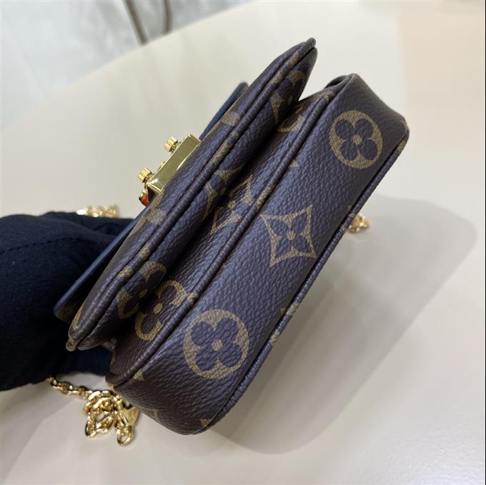 2025224M81267223658630