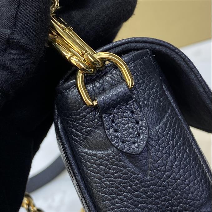 2025224M82154222410163