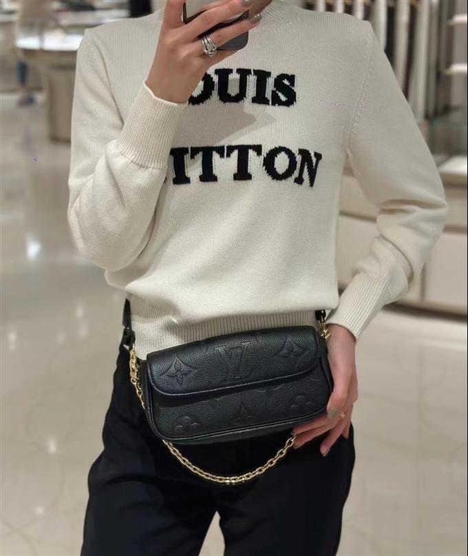 2025224M82154222418782