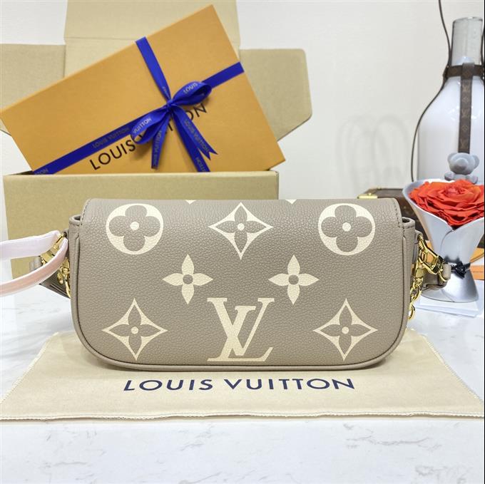 2025224M82210222413708