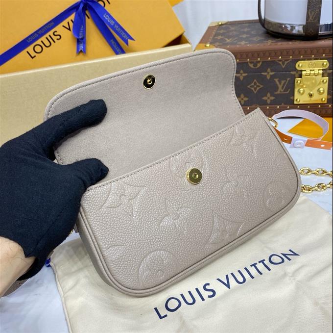 2025224M82211222410398