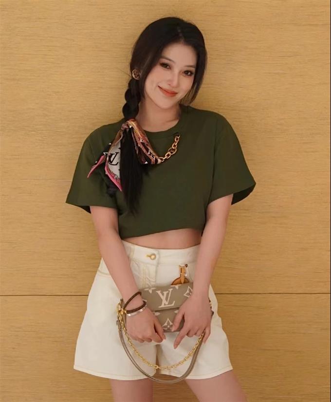 2025224M82211222424222