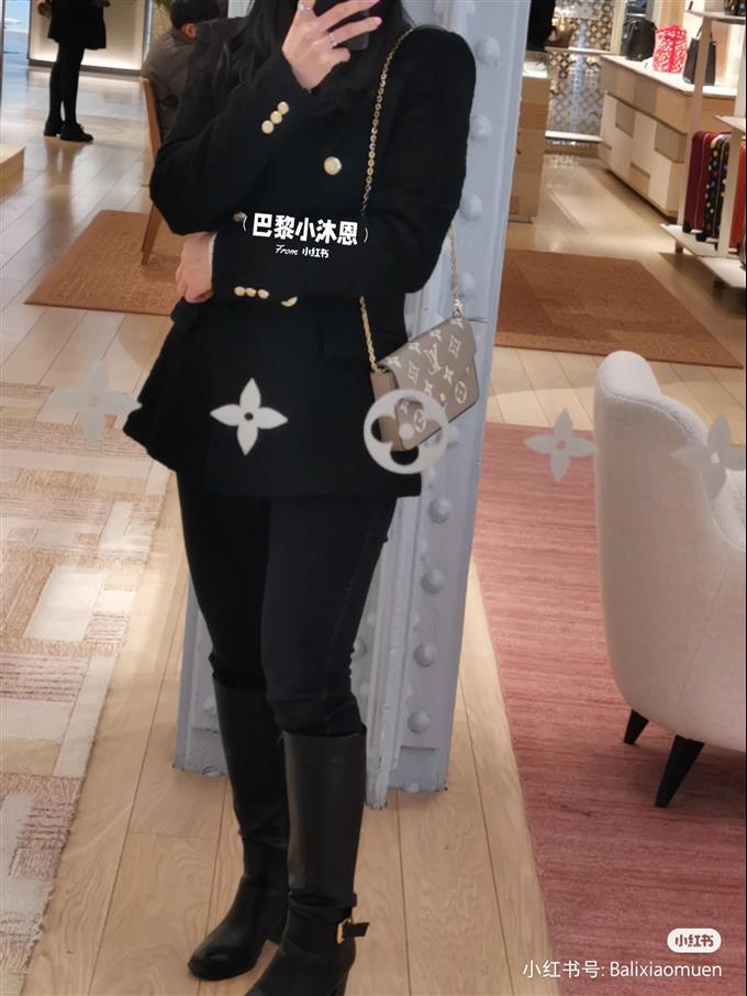 2025224M82610222418172