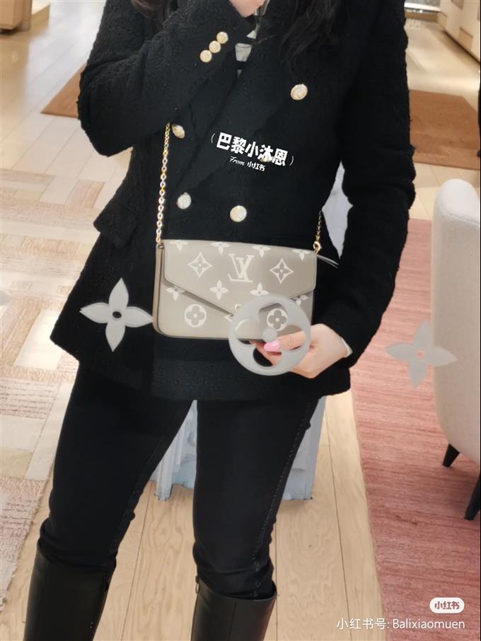 2025224M82610222418187