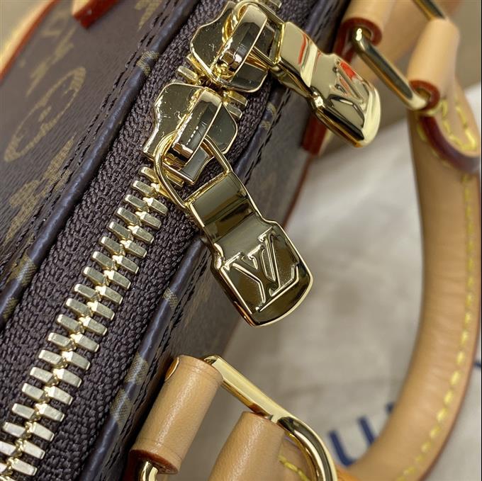 2025224M82717223657861