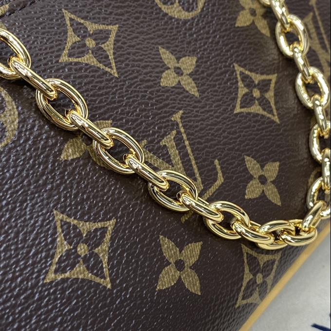 2025224M83008223658250