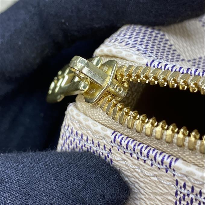 2025224N41374223659222