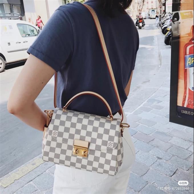 2025224N41581221516289