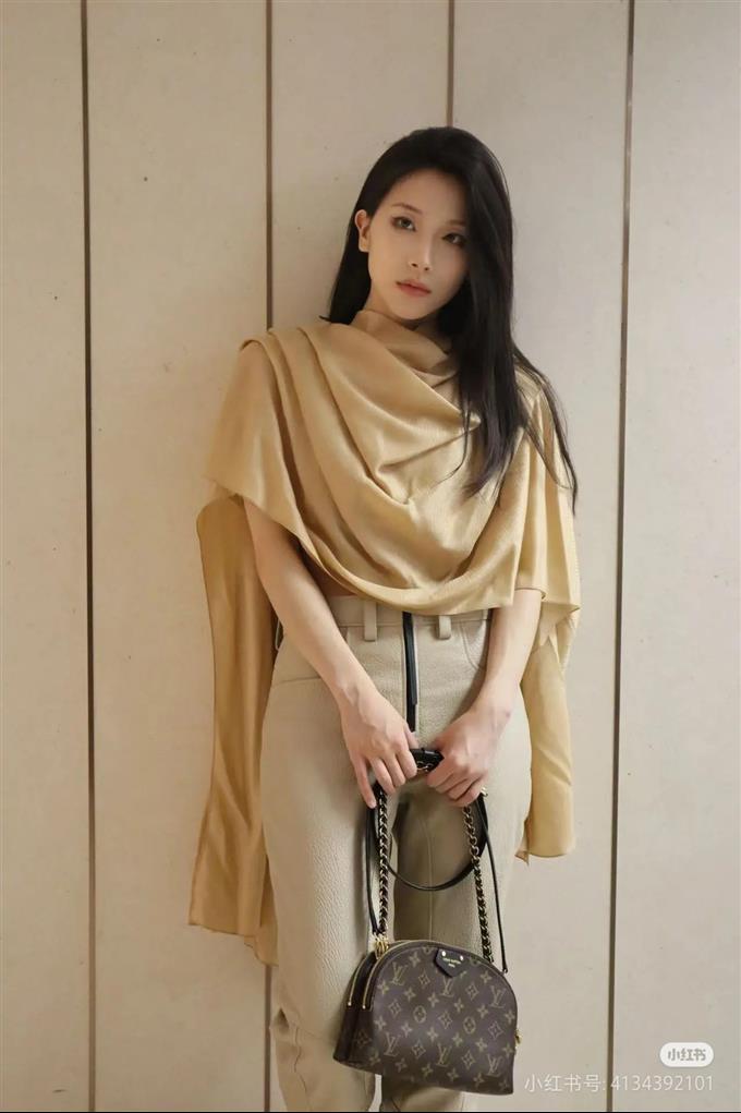 2025224M12996223645294