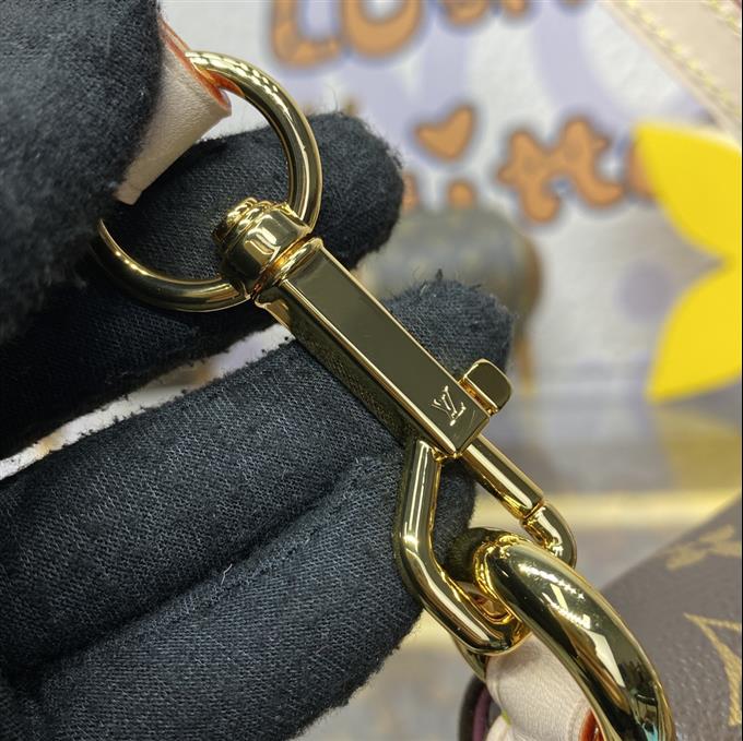 2025224M13617215745224