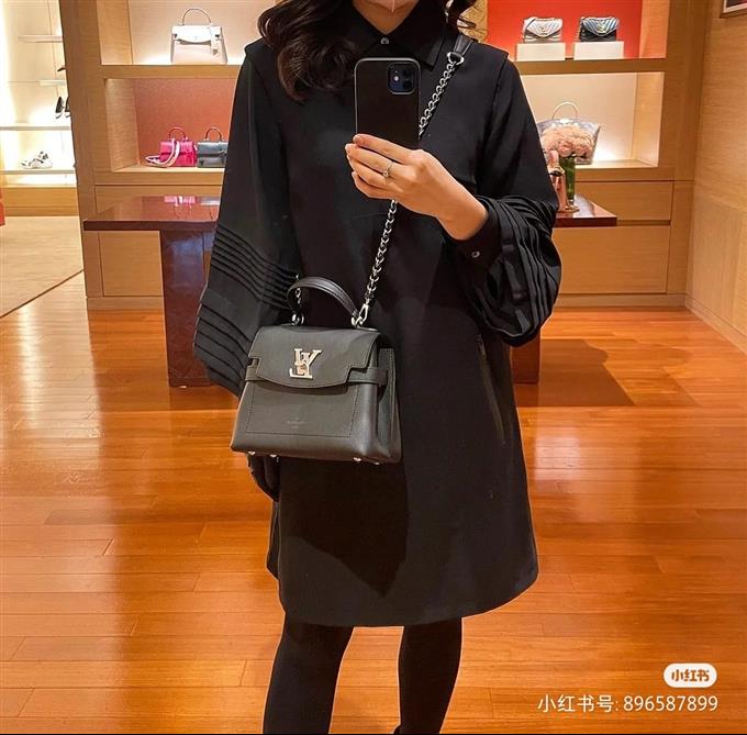 2025224M20997222438308