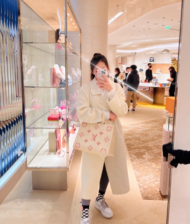 2025224M21575222426418