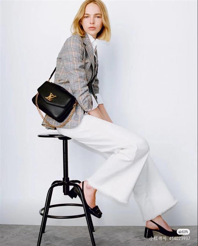 2025224M22735222414394