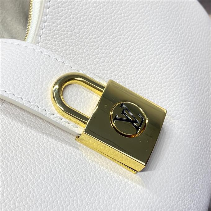 2025224M24611224558320