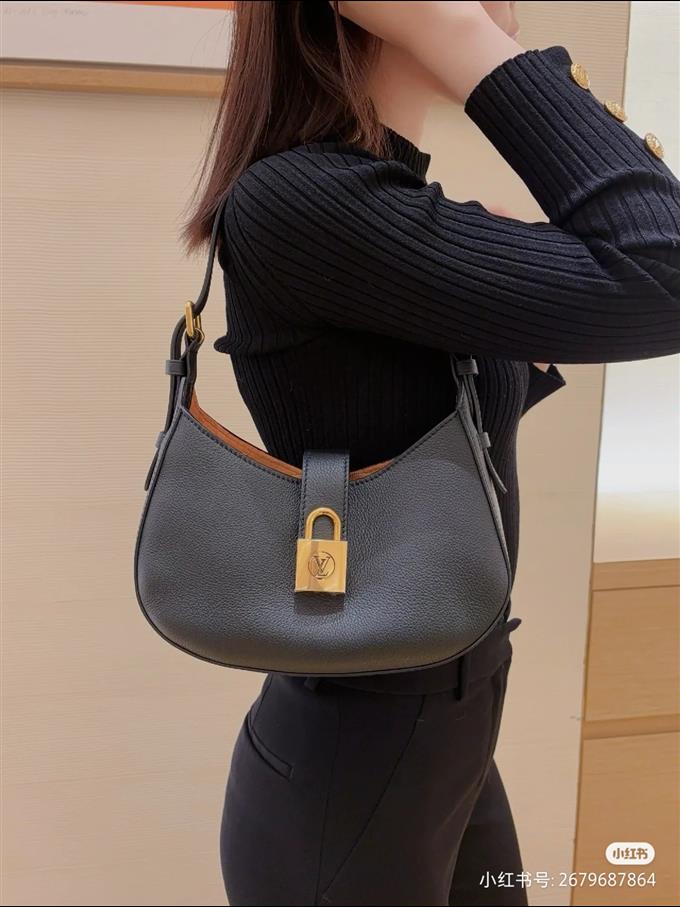 2025224M24611224630608