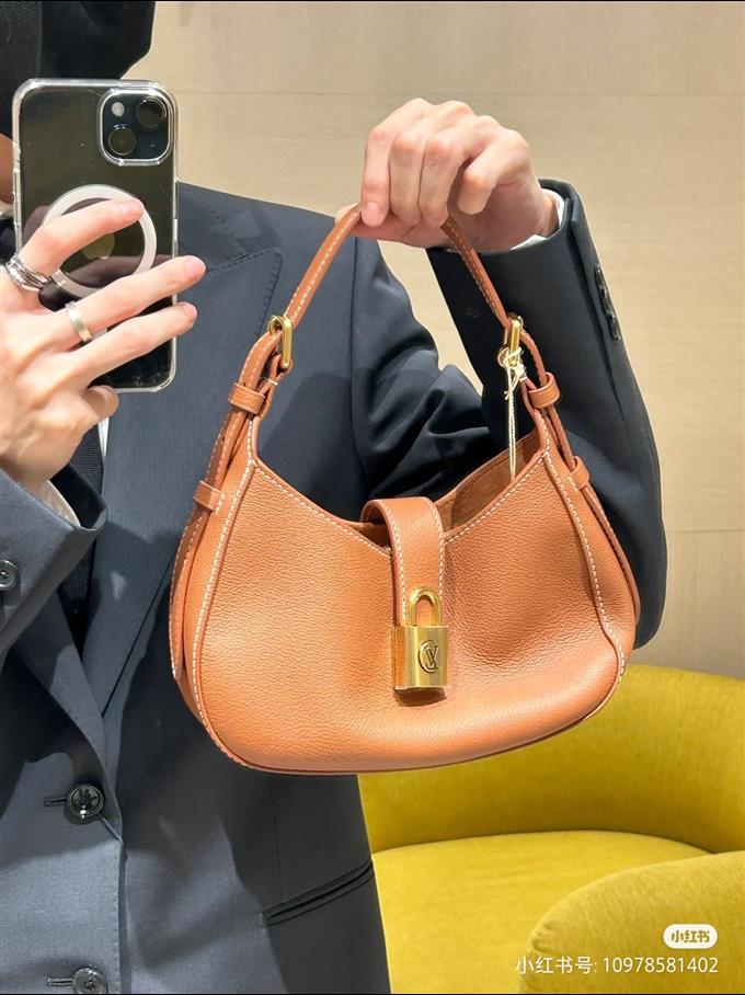 2025224M24885224632217