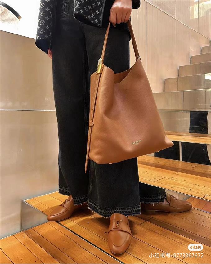 2025224M24974224631795