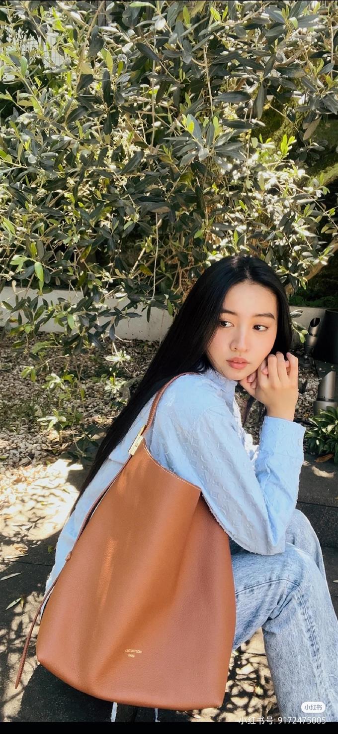 2025224M24974224631811