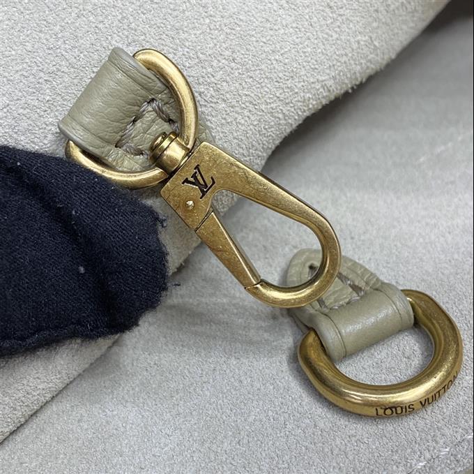 2025224M2498822242697