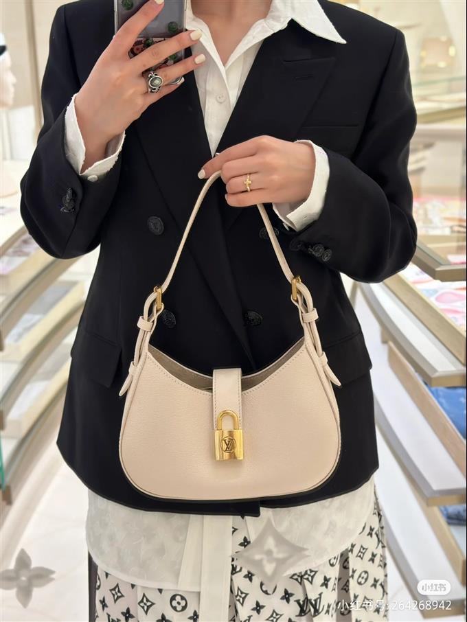 2025224M24990224631671