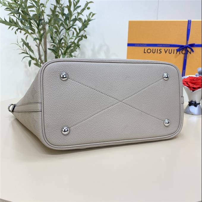 2025224M21851224115964