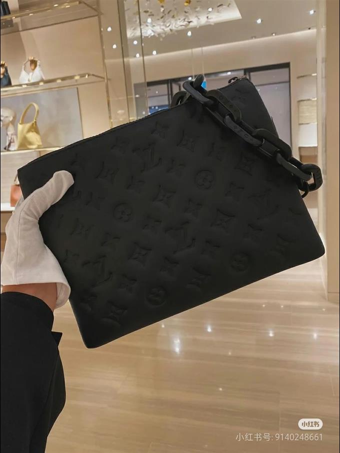 2025224M1137011645567