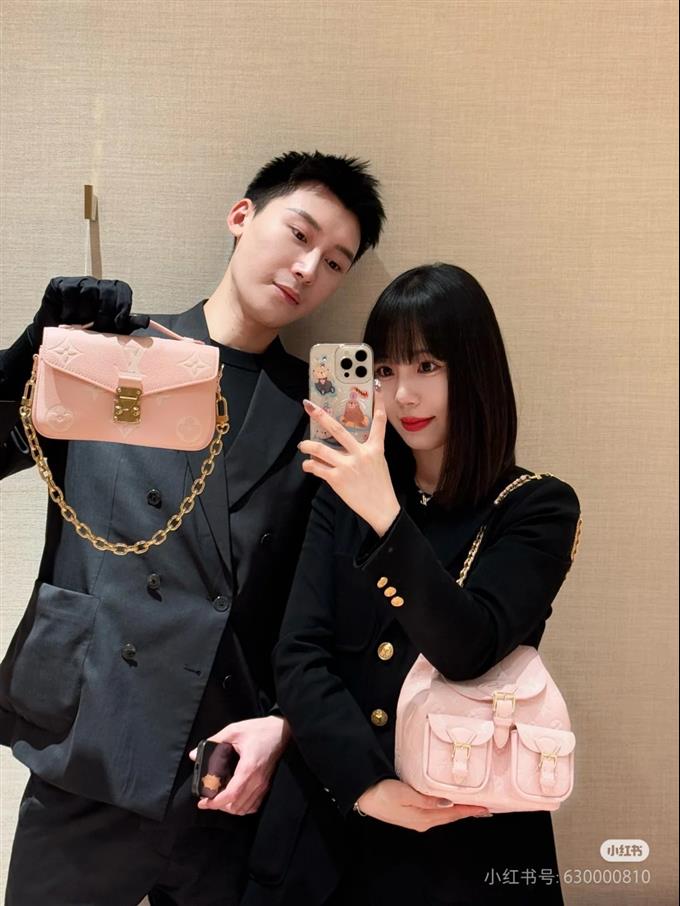 2025224M1420821212627