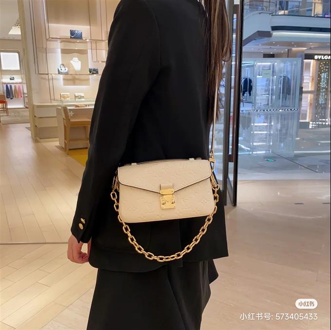 2025224M229422121516