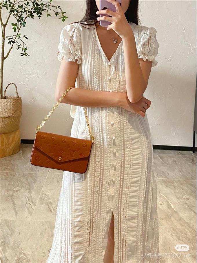 2025224M1275414112793