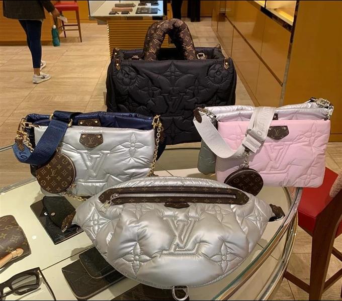 2025224M2105620374742