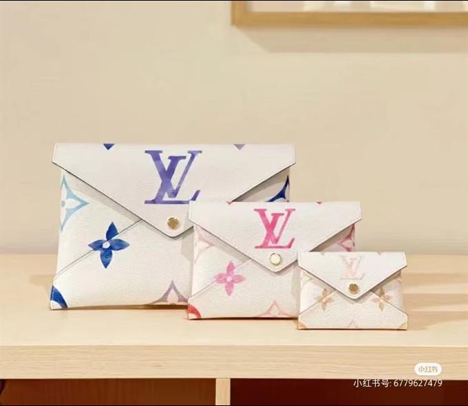 2025224M8238714112170