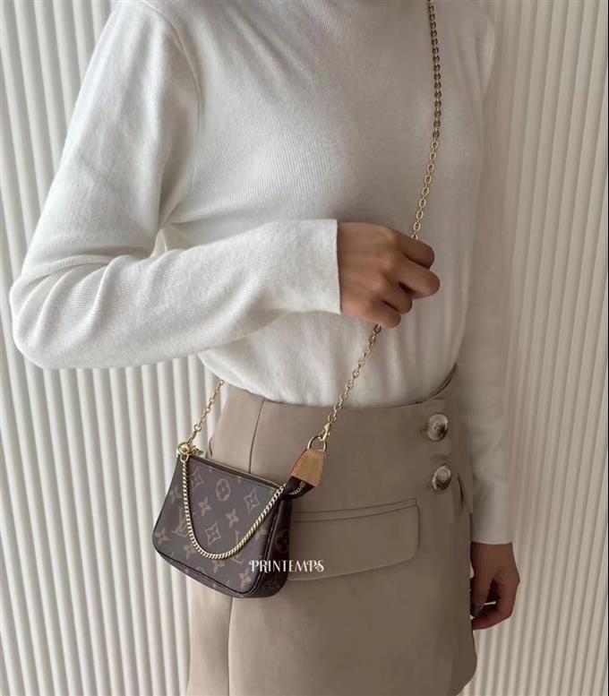 2025224M82510144348623