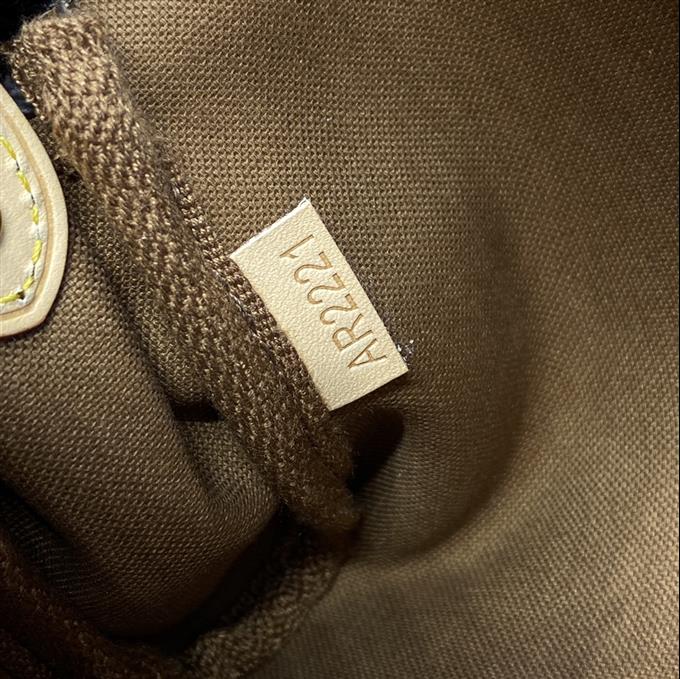 2025224M95567144342876