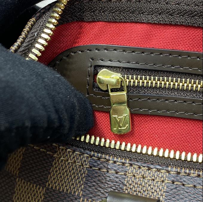 2025224M4111310835582